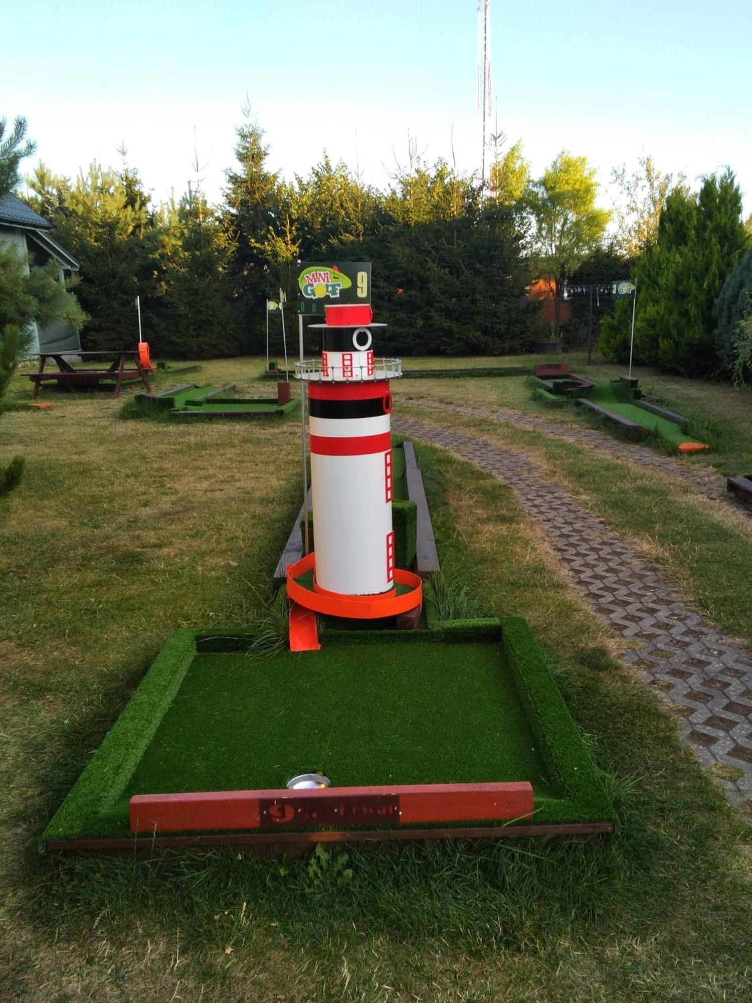 Domki Kapitanskie Z Prywatnym Polem Do Gry W Mini Golf Rewal Eksteriør bilde